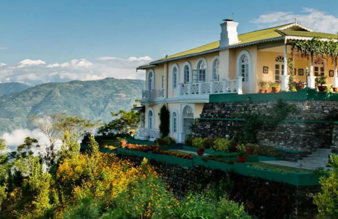 Glenburn tea estate Tea Bungalow Darjeeling Hotel In Sikkim Darjeeling