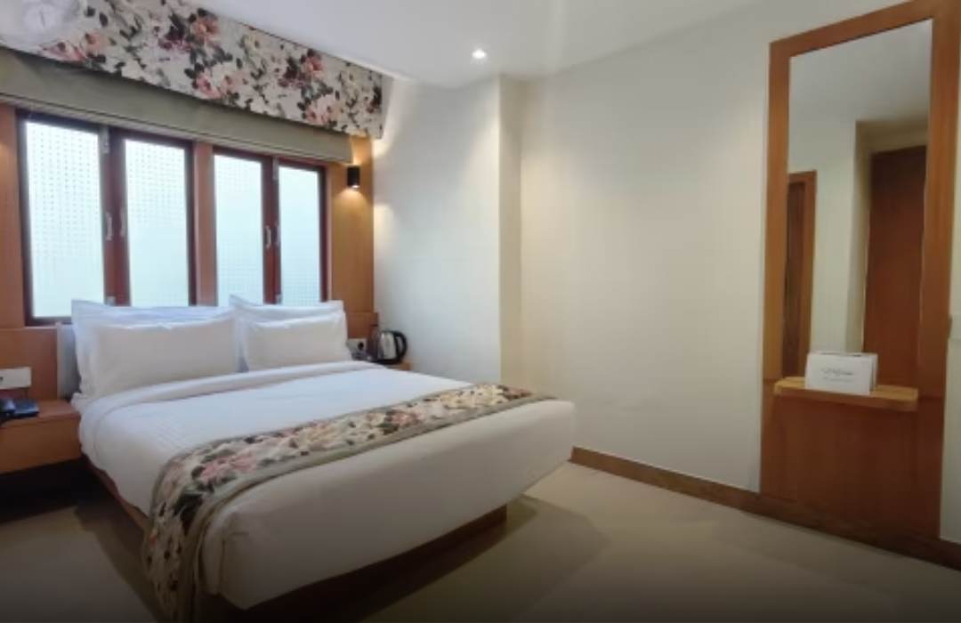 Mount Polaris Suites & Spa Deluxe Room